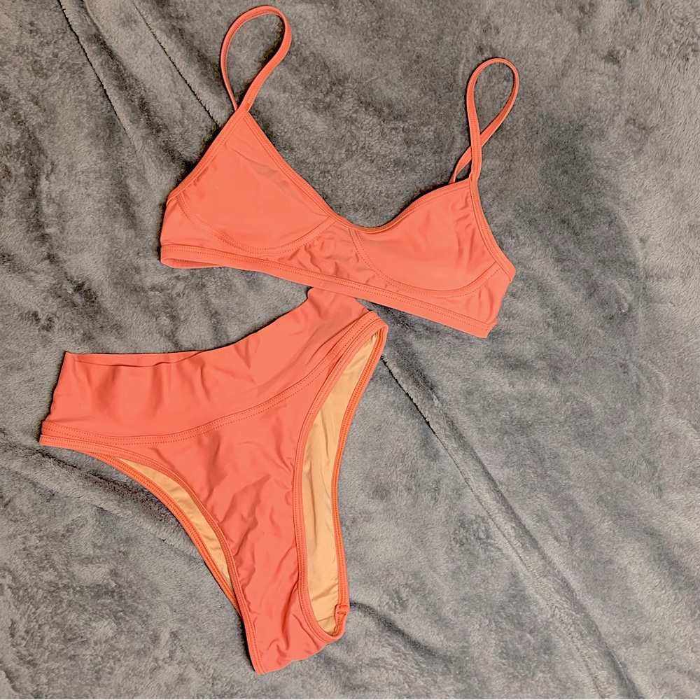 Gnash Bikini